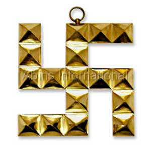 17-pyramid Swastika-495.jpg